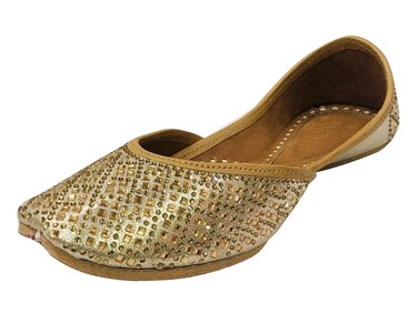 Step n Style Ladies Gold Punjabi Jutti for Ethnic Handmade Mojari Designer Jutti