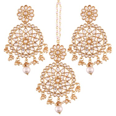 I Jewels Gold Plated Indian Wedding Bollywood Kundan &amp; Pearl Earring Set with Maang Tikka for Women (TE2462W)