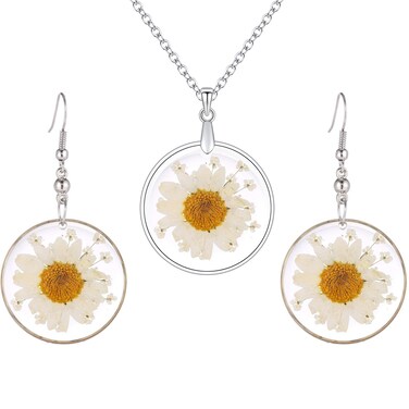 FM FM42 Dried Pressed White Daisy &amp; White Queen Anne's Lace Flowers 1.14" Round Circle Dangle Earrings &amp; Pendant Necklace Jewelry Set
