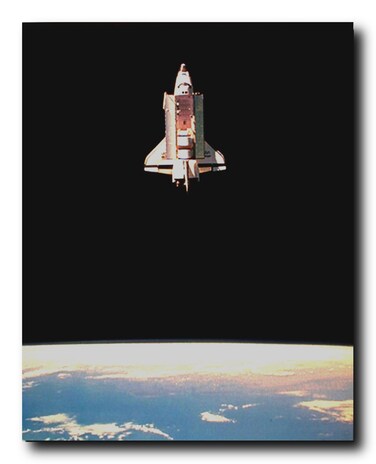 Space Shuttle in Space NASA Educational Wall Decor Art Print Poster (16x20)