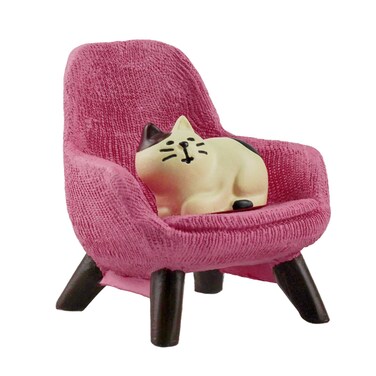 Refintural Miniature Cat Figurines with Small Sofa - Resin Mini Cat Figures, Kitten Miniature Desk Accessories - Perfect Cute Cat Gift for Cat Lovers (Pink Sofa)