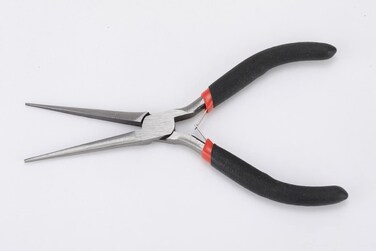 FLZOSPER Mini Needle Nose Pliers，4.5-inch CR-V Multifunction Precision Wire Flush Cutting Pliers Stripper Hand Jewellery Making Tool Beading Side Cutter Clippers &hellip;