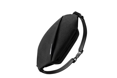 NIID Mens Sling Bags Crossbody, 3.5L Small Chest Shoulder Fanny Pack Cross Body Bag Men, Water-resistant Lightweight Everyday Carry Casual EDC Bag for Tactical (Black)
