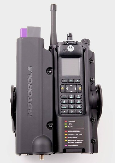 NNTN8527A, NNTN8527 Motorola Solutions Vehicle Impres Adaptive Charger. AXP6000 APX7000 APX8000 APX8000XE APX7000XE APX6000XE SRX2200, Black