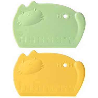 Silicone Dough Scraper with Scale Cartoon Food Grade Baking Scrapers Dough Cutters Food Scrappers for Bread Dough Baking Cake Fondant Icing Silicone Bench Scraper for Sourdough, 2 Pcs, Green &amp; Yellow