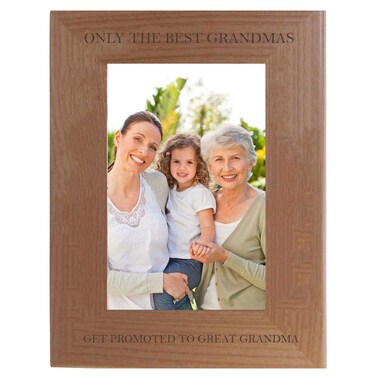 CustomGiftsNow Only The Best Grandmas Get Promoted to Great Grandma Natural Alder Wood Engraved Tabletop/Hanging Photo Picture Frame (4x6-inch Vertical)
