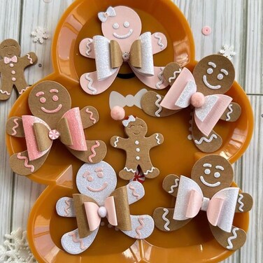 KSCRAFT Gingerbread Man Bows Metal Cutting Dies Stencils for DIY Scrapbooking Decorative Embossing DIY Paper Card