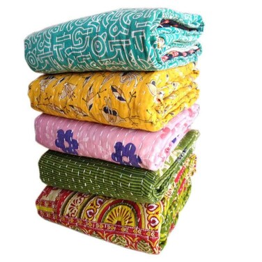 TEXTILLHUB Indian Wholesale Indian Tribal Kantha Quilt Vintage Handmade Blanket Patch Kantha Throw Hippie Bohemian Cotton Saree Made Kantha Rally (1)