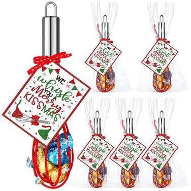 Nuogo 6 Sets Christmas Whisk Baking Supplies Gifts Sets Includes Stainless Steel Whisk, Greeting Cards, Ribbons, Plastic Bags for Neighbor Employee Cooking Supplies Christmas Stocking Stuffers Ideas