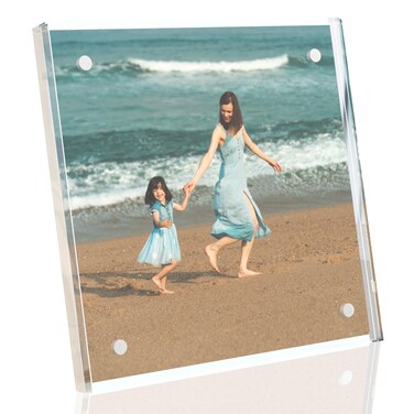 HELPLEX Picture Frames, 1 Pack 4x4 inch Acrylic Picture Frame Clear 4 x 4 Photo Frames Magnetic Picture Frames Ready for Tabletop Display, Effectively Protect Photos from Fading and Yellowing
