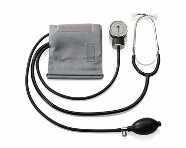 A&amp;D Medical Professional Aneroid Sphygmomanometer UA-101 with Stethoscope &amp; Adult Cuff (25-36cm / 10-14" Range), Blood Pressure Machine with Case