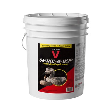 Victor VP362 Snake-A-Way Outdoor Snake Repelling Granules - Snake Away Repellent Repels Against Poisonous and Non-Poisonous Snakes - 28 LBs