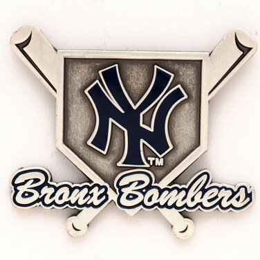 Wincraft MLB New York Yankees 56075061 Collector Pin Jewelry Card