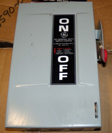 GE Spec-Setter TGN Non-Fusible General Duty Safety Switch, 3 Poles, 240 VAC/250 VDC, 30 A, 3/5 hp