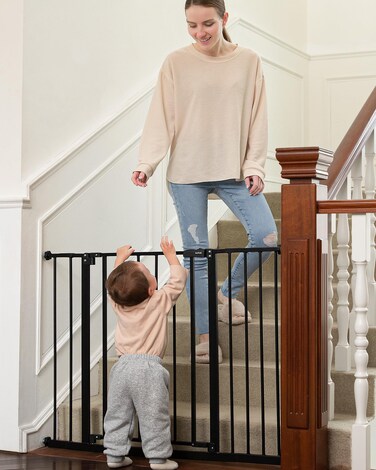 InnoTruth 28.9-42.1" Wide Baby Gate for Stairs, 30" Tall Dog Gates for Doorways Expandable One-Hand Open, Easy Walk Through Dual Lock Metal Pet Gates for Dogs, Black-Family &amp; Mom's Choice Award Winner