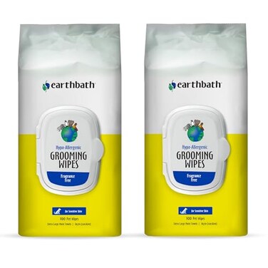 earthbath, Hypo-Allergenic Grooming Wipes - Fragrance Free Dog Wipes for Paws and Butt, Best Pet Wipes for Dogs with Sensitive Skin, Made in USA, Cruelty-Free Dog Cleaning Wipes - 100 Count (2 Pack)