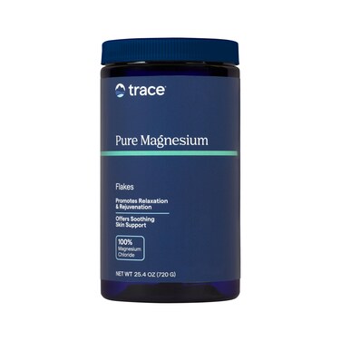 Trace Minerals Pure Magnesium Flakes - Relaxing Bath Soak Flakes to Support Rejuvenation &amp; Healthy Sleep - Magnesium Flakes for Soothing Bath &amp; Foot Soak - Supports Healthy Skin - 44 oz