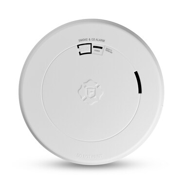 First Alert SMCO210, 10-Year Sealed Battery Combination Smoke &amp; Carbon Monoxide Alarm with Slim Profile Design, 1-Pack