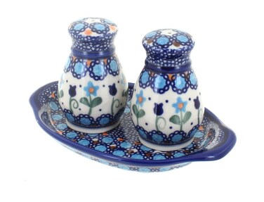 Blue Rose Polish Pottery Savannah Salt &amp; Pepper Shakers with Tray