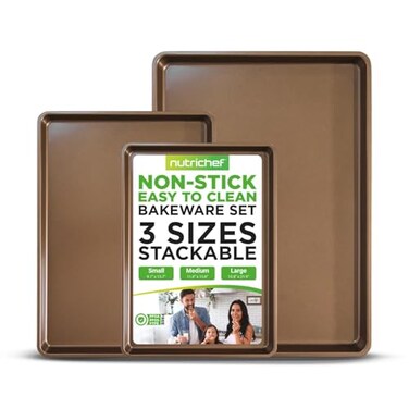 NutriChef 3-Piece Nonstick Baking Pans Set - Thick Carbon Steel Oven Bake Trays - Includes XL, Medium, &amp; Small Sizes - Versatile Cookie Sheets for Baking &amp; Roasting, Dishwasher Safe - Gold