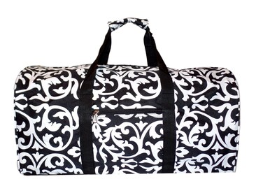 21 in Print Duffle, Overnight, Carry on Bag with Outside Pocket and Shoulder Strap (Black Damask)