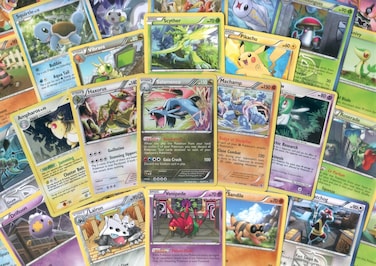 250 Assorted Pokemon Cards with Rares &amp; Foils