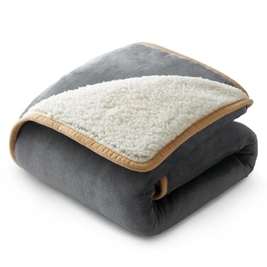 Bedsure Waterproof Dog Blankets for Small Dogs - Small Cat Blanket Washable for Couch Protection, Sherpa Fleece Puppy Blanket, Soft Plush Reversible Throw Furniture Protector, 25"X35", Grey