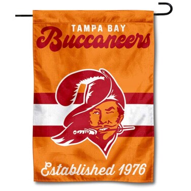 WinCraft Buccaneers Throwback Retro Vintage Garden Flag Double Sided Banner