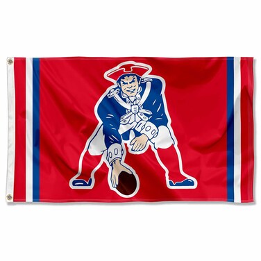WinCraft New England Patriots Pat Patriot Vintage Flag