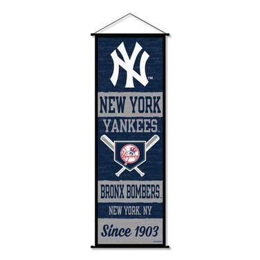 NY Yankees Banner and Scroll Sign