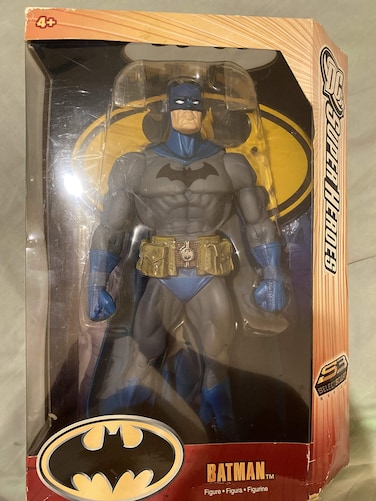 Batman 12" DC Super Heroes S3 Select Sculpt Series