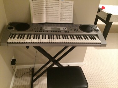 Casio LK-73 73 Note Lighted Key Digital Musical Keyboard