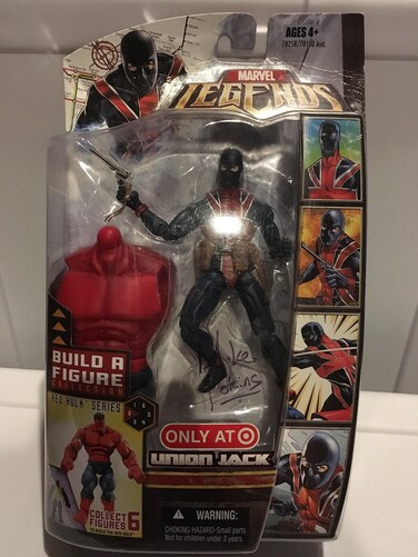 Marvel Legends Exclusive Red Hulk Build-A-Figure Wave Action Figure Union Jack