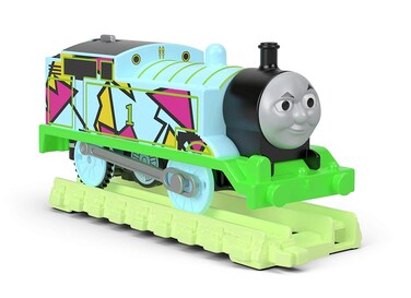 THOMAS &amp; FRIENDS Hyper Glow Thomas FVJ73, Thomas The Tank Engine &amp; Friends Glow in The Dark Trackmaster Engine, Multicolour