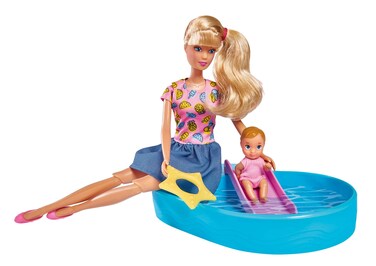 Simba Steffi Love Pool Fun 105733422 Toy Doll in a Fashionable Outfit Plays with Baby at The Paddling Pool, with Slide and Swimming Hoop, 29 cm, from 3 Years