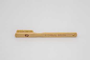 A Casual Brush - Natural boar's hair climbing brush with bamboo handle