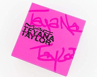 MAC Teyana Taylor Collection Mineralize Skin Finish - House of Petunia: Gold, Bronze Metallic Powder Highlighter