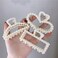 1Pc White Large Hair Clip for Thick Hair, Girls Hair Clips Claw,Big Hair Clips Hair Claws Hair Claws for Thin Hair, Hair Claws Clips For Hair,Faux Pearl Claw Clips,Neutral Hair Clips Large Jaw Clip