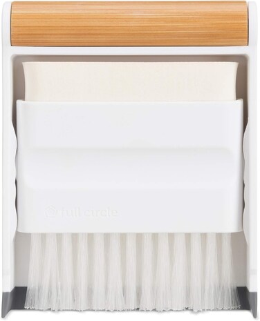 Full Circle Shave The Day Beard Trimming Cleaning Set