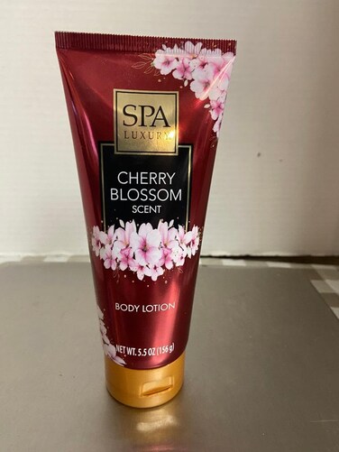 Cherry Blossom Scent Body Lotion 5.5 oz
