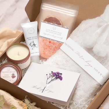 Sympathy Gift Baskets for Loss of Loved One &ndash; Bereavement Gift Baskets &ndash; Sympathy Baskets Condolence Baskets for Gifts with Bath Salts, Hot Water Bottle, Hand Cream, Scented Candle and Greeting Card