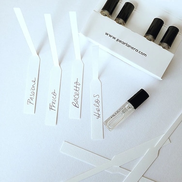 Discovery Set: 20 Unisex Arabian Perfume Samples by Maison d'Orient &ndash; Luxury Niche Fragrance Collection for Men and Women (Arabian Perfume Samples, Gift for Scent Lovers)