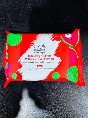Dio's Facial Wipes Refreshing Aqua with Watermelon Seed Extract (25 Wipes Pack)