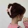 Winter Plush Hair Claw Clip Fluffy Fuzzy Hair Claw Barrette Pink Fur Hair Claw Clamp Thick Non Slip Hair Clip Claw Faux Fur Hair Clips Decorative Hair Accessories for Women and Girls Headdress