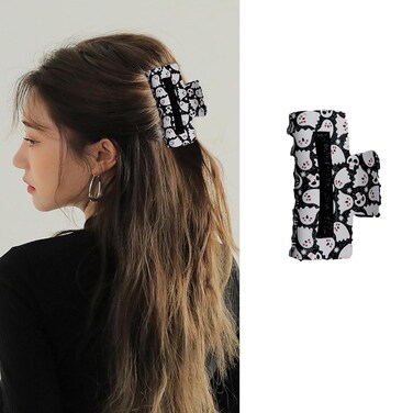 Halloween Hair Claw Clips Cute Ghost Hair Clips for Thick or Thin Hair Strong Hold Hair Jaw Clips Halloween Hair Accessories Costume Cosplay Party Hair Barrette Big Glitter Ghost Claw Clips for Women