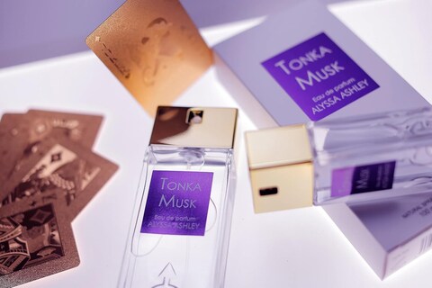 Alyssa Ashley Tonka Musk - Perfumes for Women and Cologne for Men - Long Lasting Amber Fragrance - Mens Cologne - 1.7 oz EDP Spray