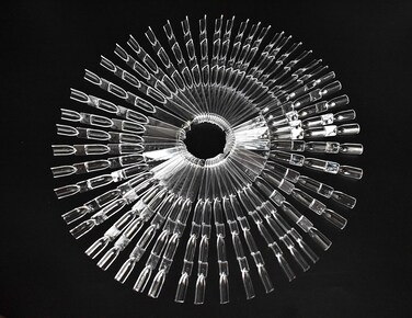 2 Sets 300 Tips Nail Polish Color Display Nail Color Display Sticks Plastic Nail Tips with Metal Split Ring Holder(Clear)