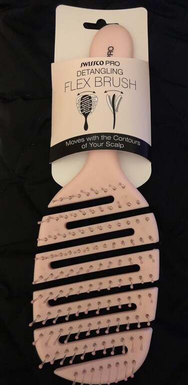 Swissco Pro Detangling Flex Brush (Pale Ballet Pink)