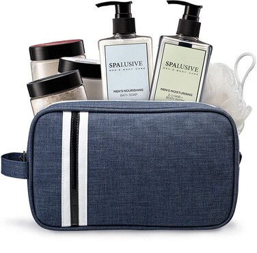 Luxury Spa Gift Set for Men - Natural Men&rsquo;s Gift Basket - Great Gift For Guys for Holidays, Birthdays, High School, College Grad, Father&rsquo;s Day Bath And Body Set - Fresh Sandalwood Scent