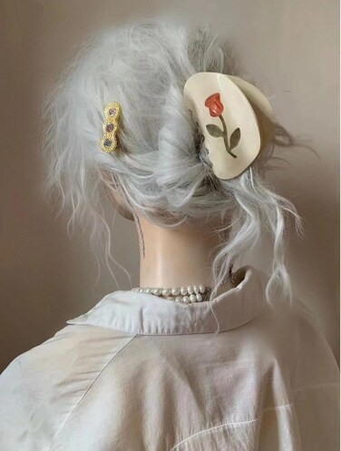 Hair Claw Clips For Women With Rose Pattern Hair Clip Non-Slip Elegant Hair Accessories Hair Claw for Women Girls Thick &amp; Thin Hair &amp; Curly Hair Cream White